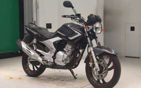 YAMAHA YBR250