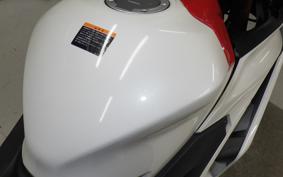 YAMAHA YZF-R25 A 2023 RG95J