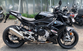 BMW S1000R 2026 0P31