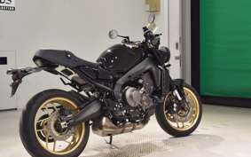 YAMAHA XSR900 2025