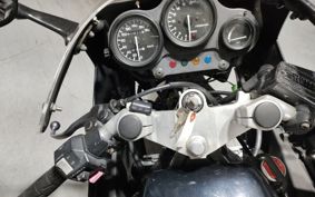 YAMAHA FZR250 2KR