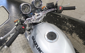 SUZUKI GSX250 ZR250C