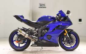 YAMAHA YZF-R6 2018