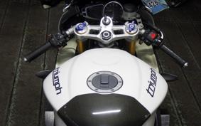 TRIUMPH DAYTONA 675 R 2011