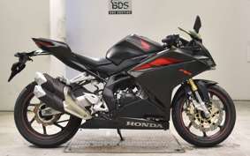 HONDA CBR250RR 2001 MC51