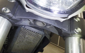 DUCATI MONSTER 696 2011