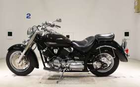 YAMAHA DRAGSTAR 1100 CLASSIC 2004 VP13J
