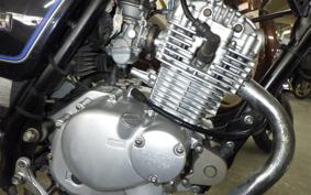 SUZUKI GN125 H