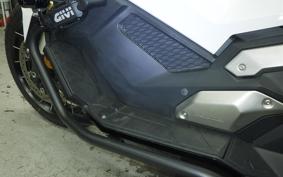 HONDA X-ADV 750 2025 RH21