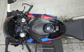 BMW M1000RR 2025