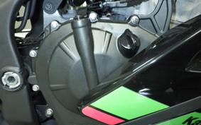 KAWASAKI ZX-25R 1981 ZX250E