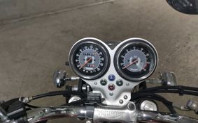 TRIUMPH  TRIUMPH T100 BONNEVILLE  TJ9157