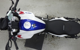 BMW F900R 2023