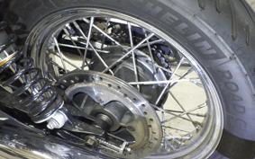 TRIUMPH BONNEVILLE T100 2004