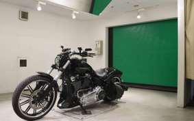HARLEY FXBRS1870 2018