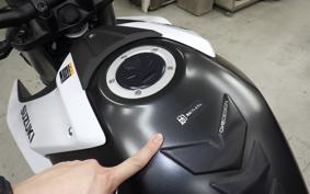 SUZUKI GSX-8S 2023 EM1AA