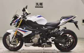 BMW S1000R