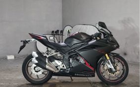 HONDA CBR250RR MC51