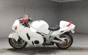 SUZUKI GSX1300R HAYABUSA 2004 GW71A