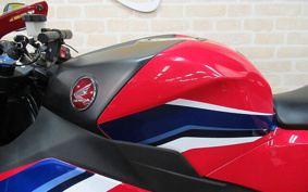 HONDA CBR600RR 2021 PC40