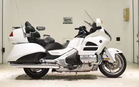 HONDA GL 1800 GOLD WING AIRBAG NAVI 2015 SC68