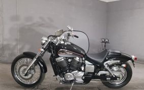HONDA SHADOW 750 SLASHER 2002 RC48