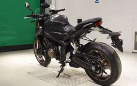 HONDA CB650R 2023 RH03