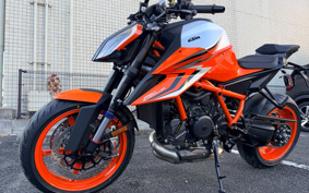 KTM 1290 SUPER DUKE R V3940