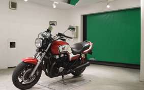 HONDA CB750 GEN 2 K 2015 RC42