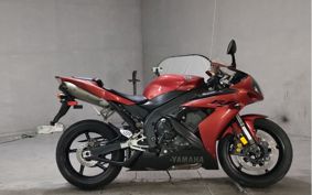 YAMAHA YZF-R1 2004 RN13