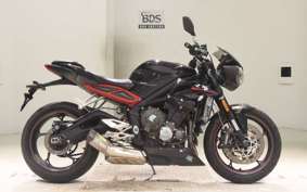 TRIUMPH STREET TRIPLE R 2019