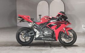 HONDA CBR1000RR 2006 SC57