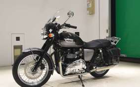 TRIUMPH BONNEVILLE T100 2013