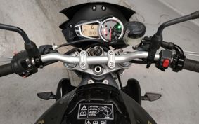 TRIUMPH TRIUMPH STREET TRIPLE R TMD416