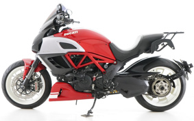 DUCATI DUCATI  DIAVEL  STRIPE 2015