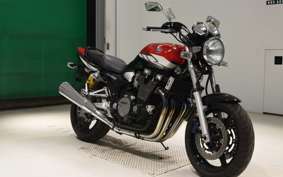 YAMAHA XJR1300 2004