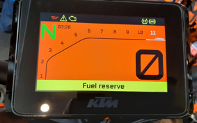 KTM 1290S-DUKE R EVO V3940