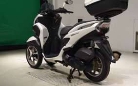 YAMAHA TRICITY 125