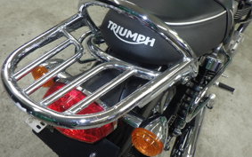 TRIUMPH BONNEVILLE T100 2016
