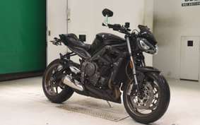 TRIUMPH STREET TRIPLE RS 2023