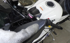 SUZUKI GSX250RA 2013