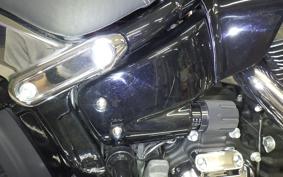 HARLEY FLBS 1870 2022