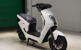 HONDA EM1 e: EF16