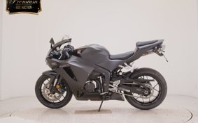 HONDA CBR600RR 2024 PC40