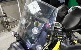 SUZUKI V-STROM 250