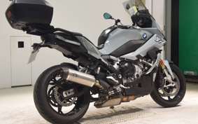 BMW S1000XR 2020