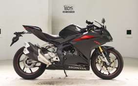 HONDA CBR250RR A 1996 MC51