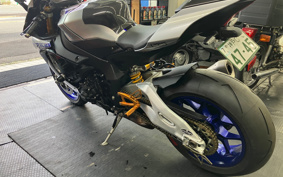 YAMAHA YZF-R1 M 2018 RN49