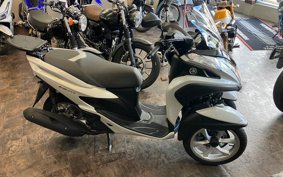 YAMAHA TRICITY 125 SE82J