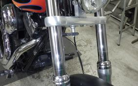 HARLEY FXDWG 1580 2015